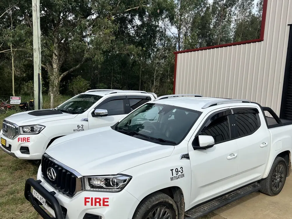 T9-2 and T9-3, the mitigation utes, outside the bay.